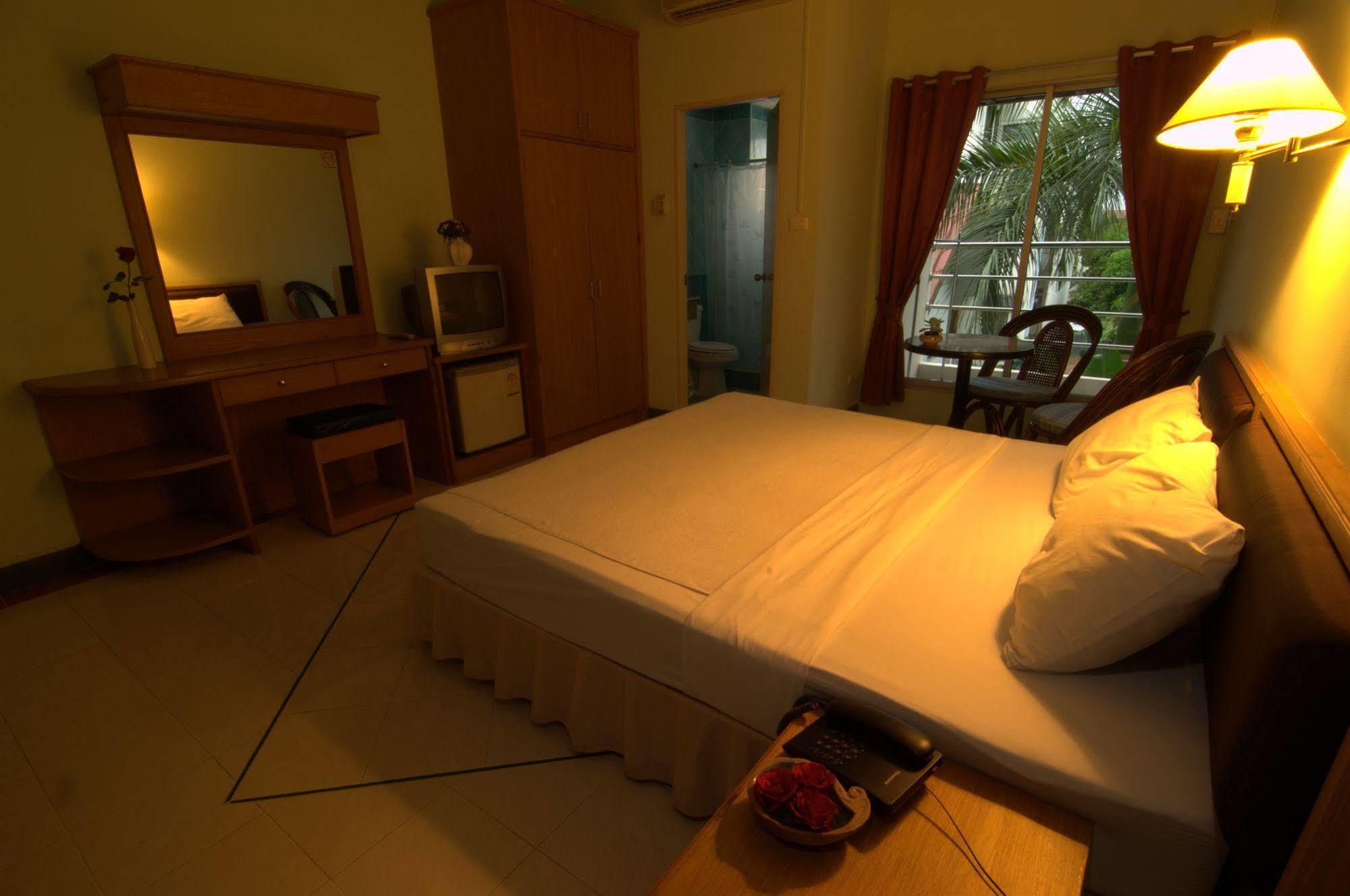 Boonthavon Aparthotel Chiang Mai Eksteriør bilde