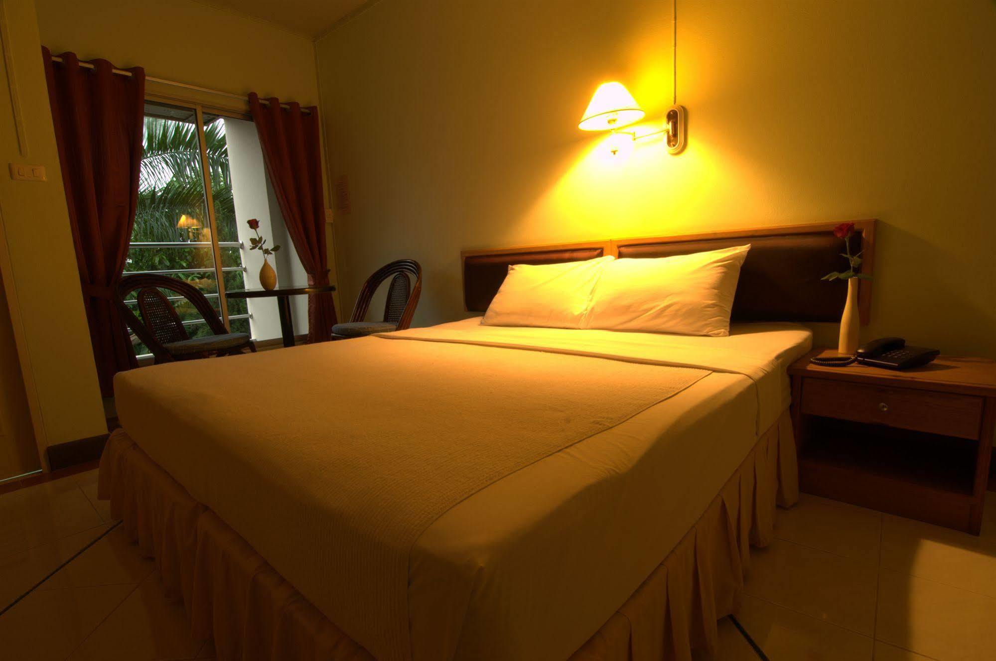 Boonthavon Aparthotel Chiang Mai Eksteriør bilde